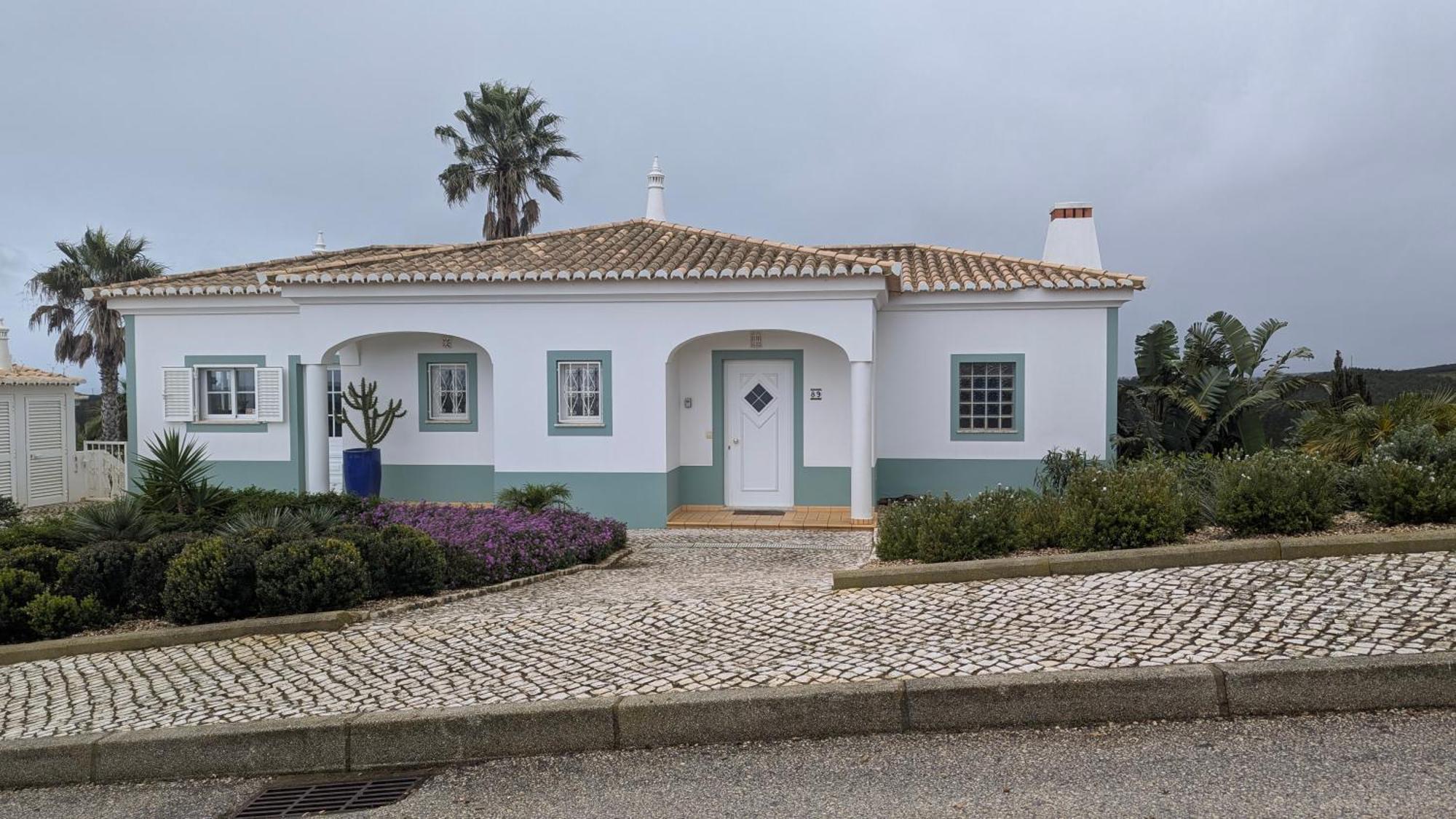 Stunning Villa With Pool & View Near Beach Budens Exterior foto
